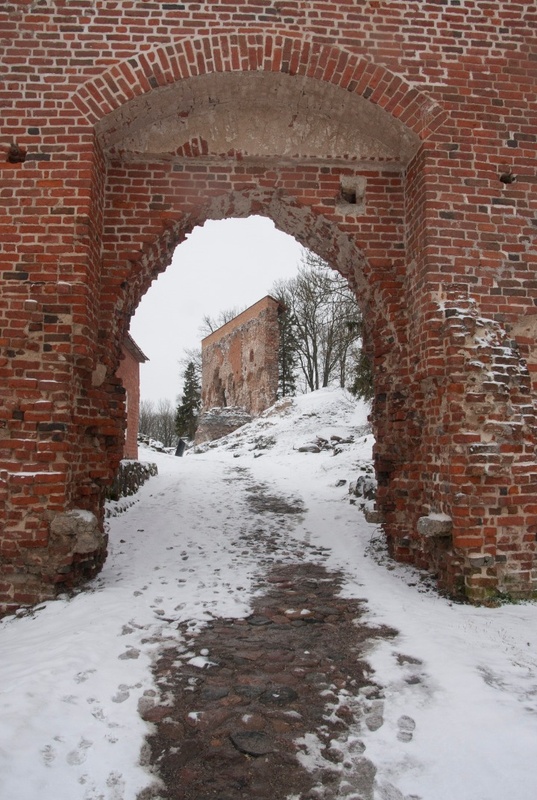 fotonegatiiv, Viljandi, Vaade läbi värava Kaevumäele rephoto