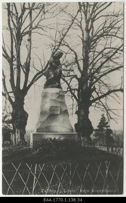 August Weizenberg sculpture "Linda", photo postcard  duplicate photo