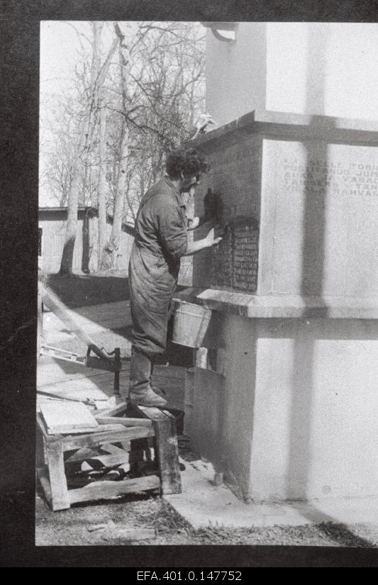 The tower monument of the Vigala Church dedicated to the fall of World War I and the War of Liberty will be restored by the employees of the Vigala Construction Cooperative Erna.