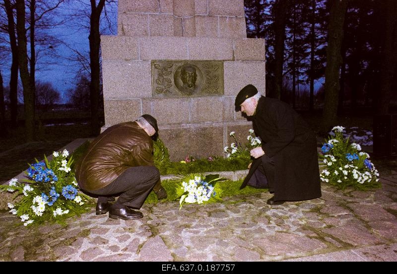 The Mayor of Pärnu Vello Järvesalu (best) and the Chairman of the Council Märt Mere place flowers on the tomb monument of those who fell in the War of Independence on the Pärnu cemetery for the 80th anniversary of the Republic of Estonia.