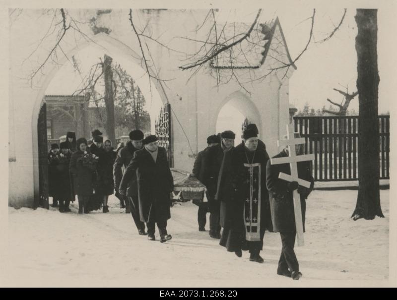 Alexandra Alexandrov's funeral, view of the funeral race
