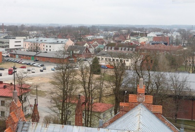 foto, Viljandi, linn Pauluse kiriku tornist Tartu mnt poole, u 1965 rephoto
