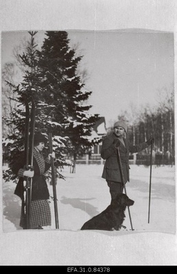 Writer Johannes Vares-Barbarus's wife Emilie is skiing.  duplicate photo