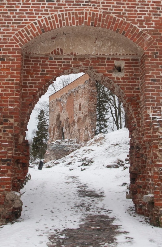 fotopostkaart, Viljandi, lossivärav, Suurmüür, talv, u 1925, foto J. Riet rephoto