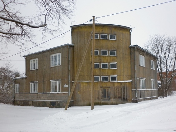 Woodworking functionalist residential buildings in the gardening city of Uueveski Viljandi county Viljandi town of Uueveski rephoto