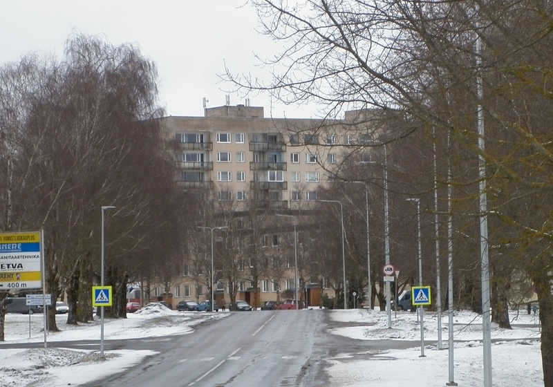 Photo, Viljandi, Männimäe residential district, 9-fold residential building Riga mnt 71 rephoto