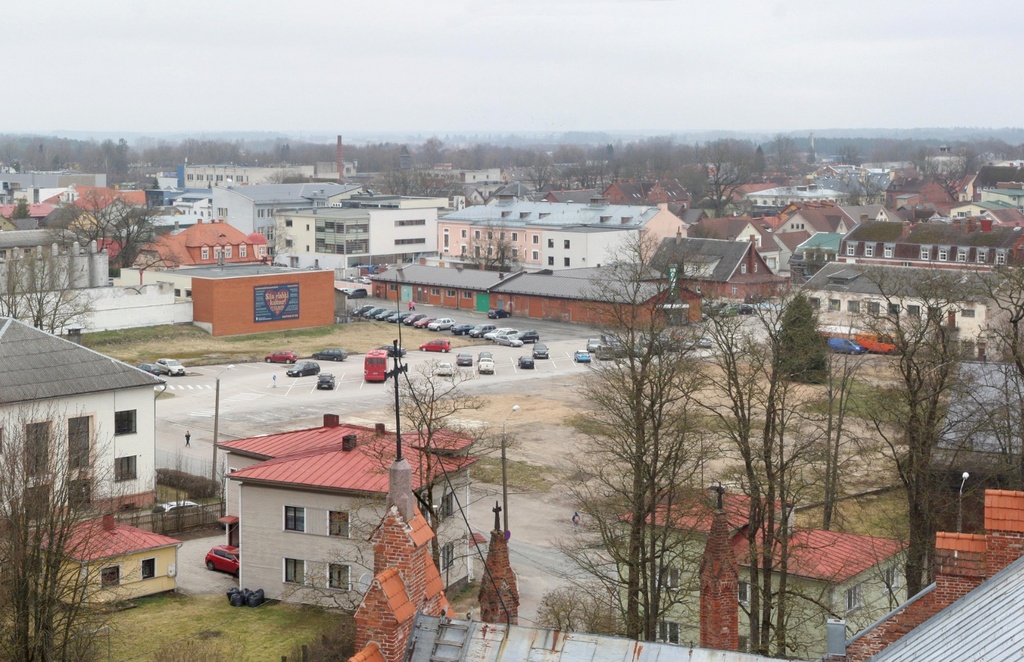 foto Üldvaade Viljandile Pauluse kiriku tornist rephoto