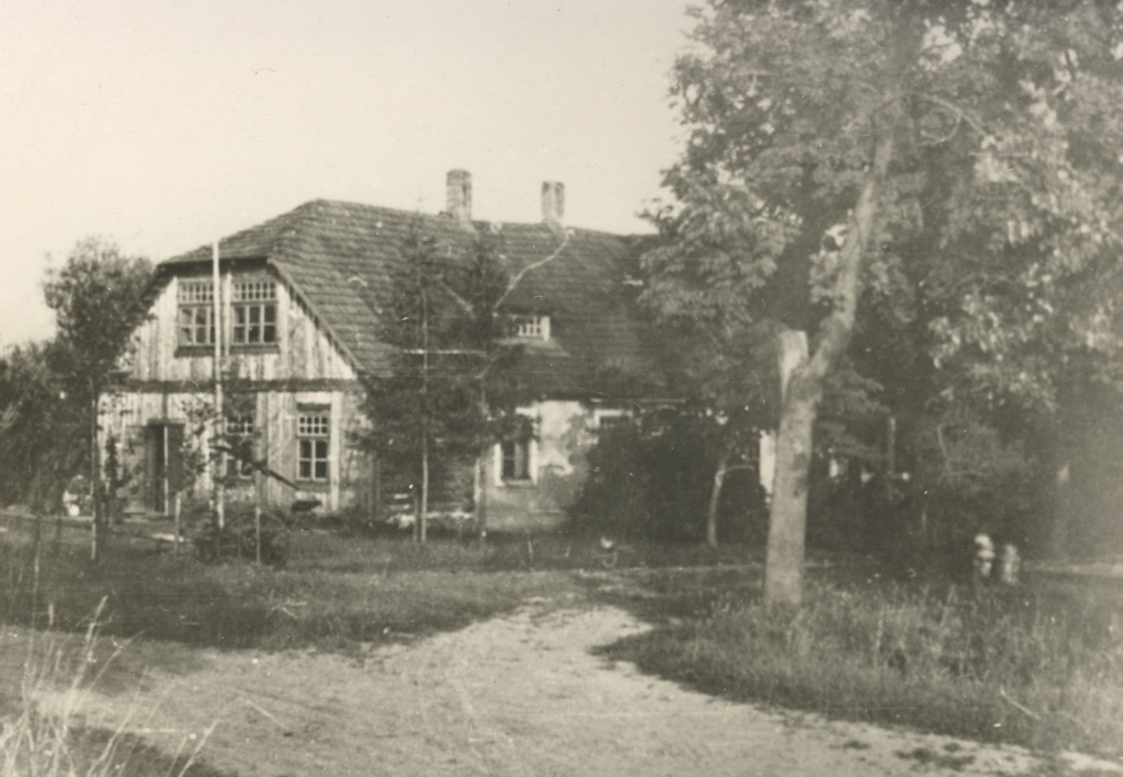 Jaan Kärner's birthplace in Kängsepal Kirepi municipality in 1936