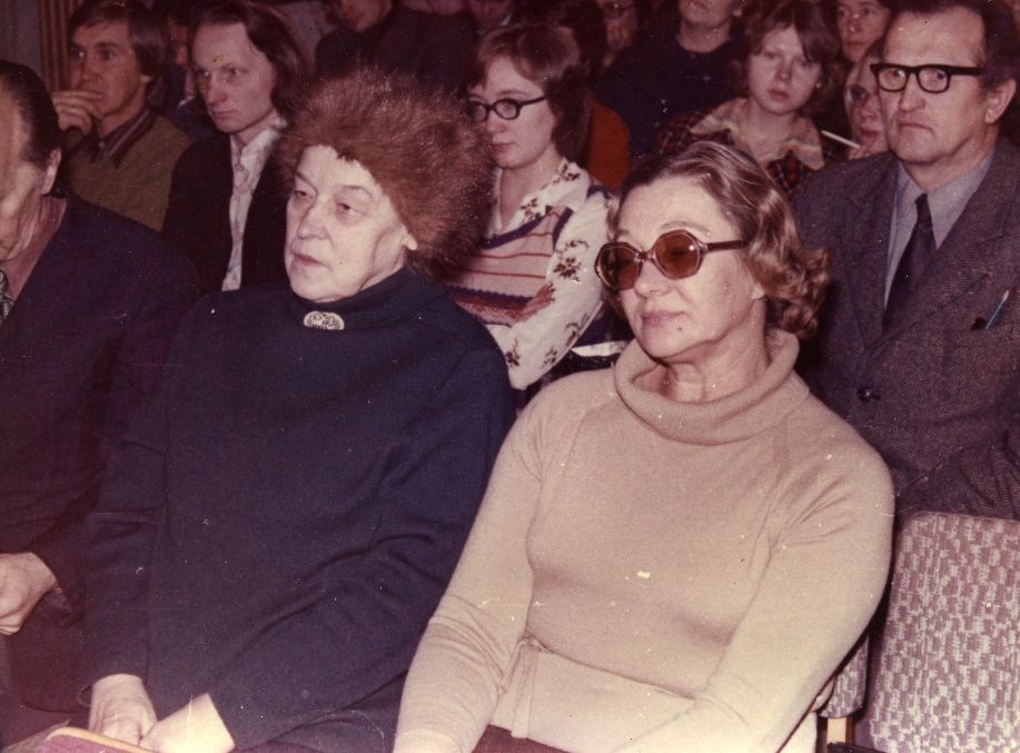Betti Alver and Elsa High on Tartu Literature Day 19. XI 1976 Literature Museum