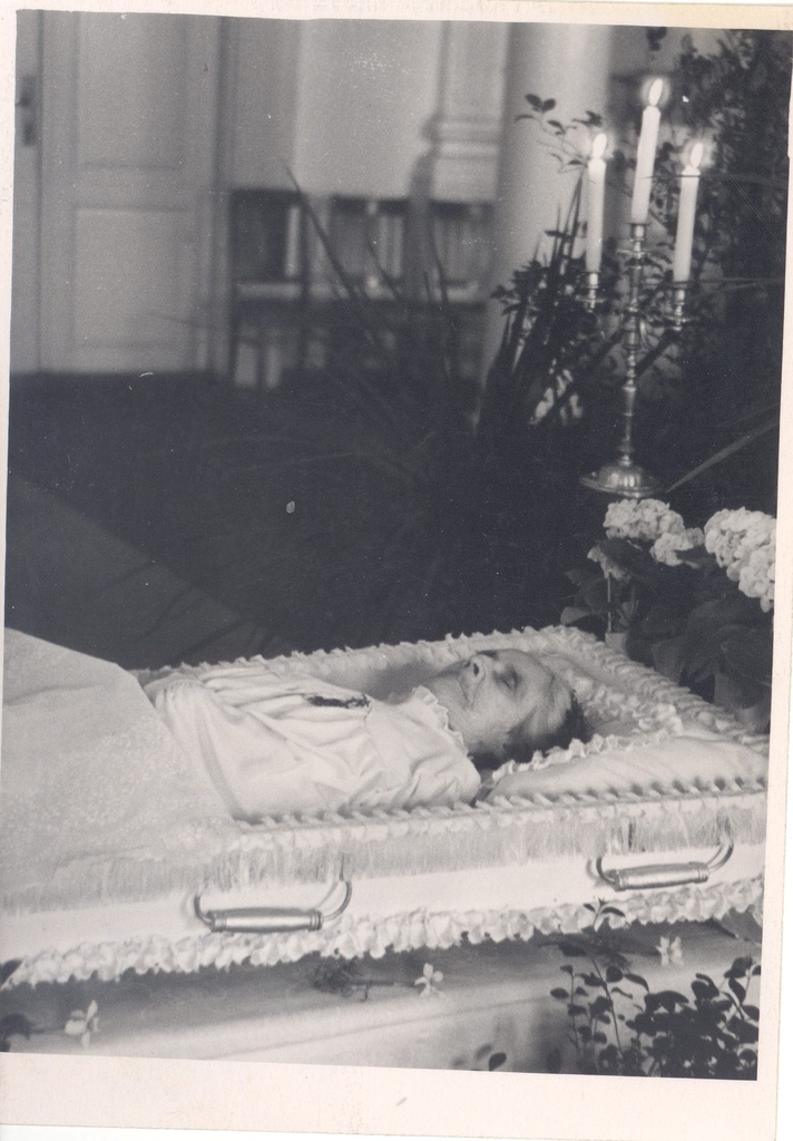 Wound, Anna blanket at the autumn of Tartu State University 16.03.1957.