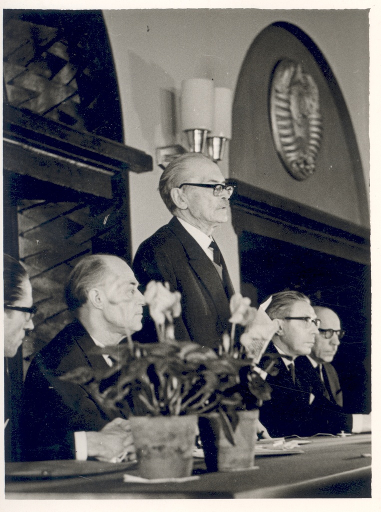 Ralf Parve, Rudolf Sirge, Friedebert Tuglas, Juhan Smuul, Johannes Semper