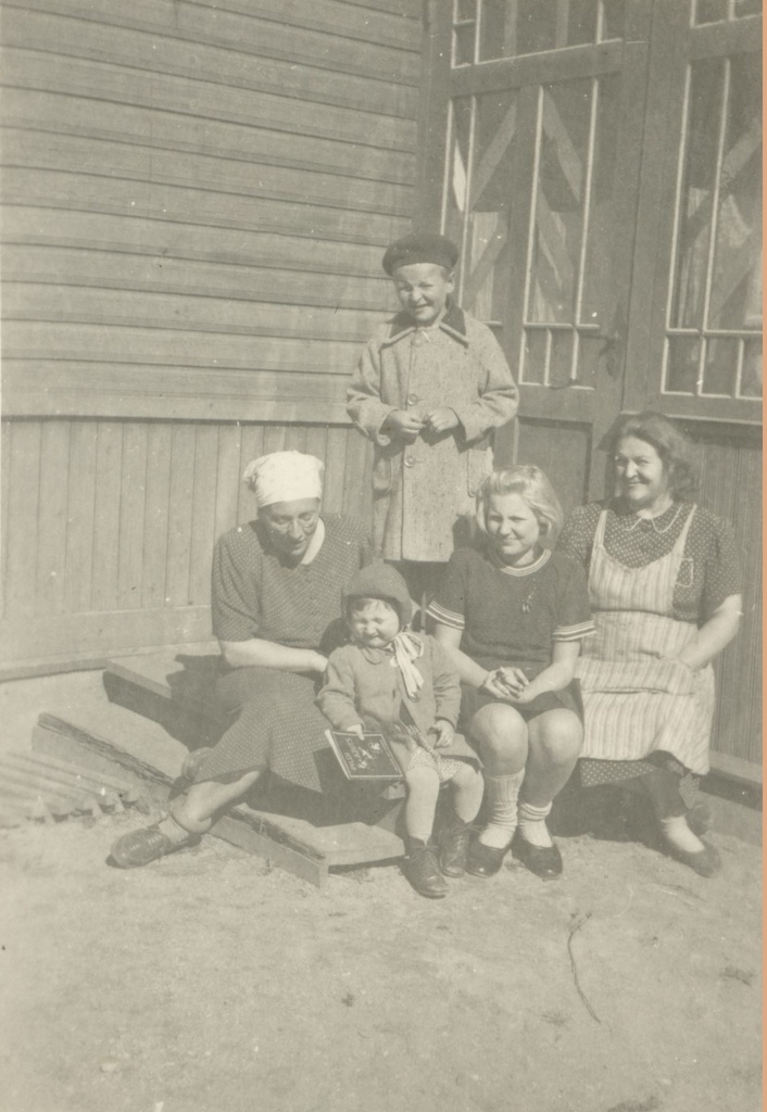 Silvia Kitzberg group photo