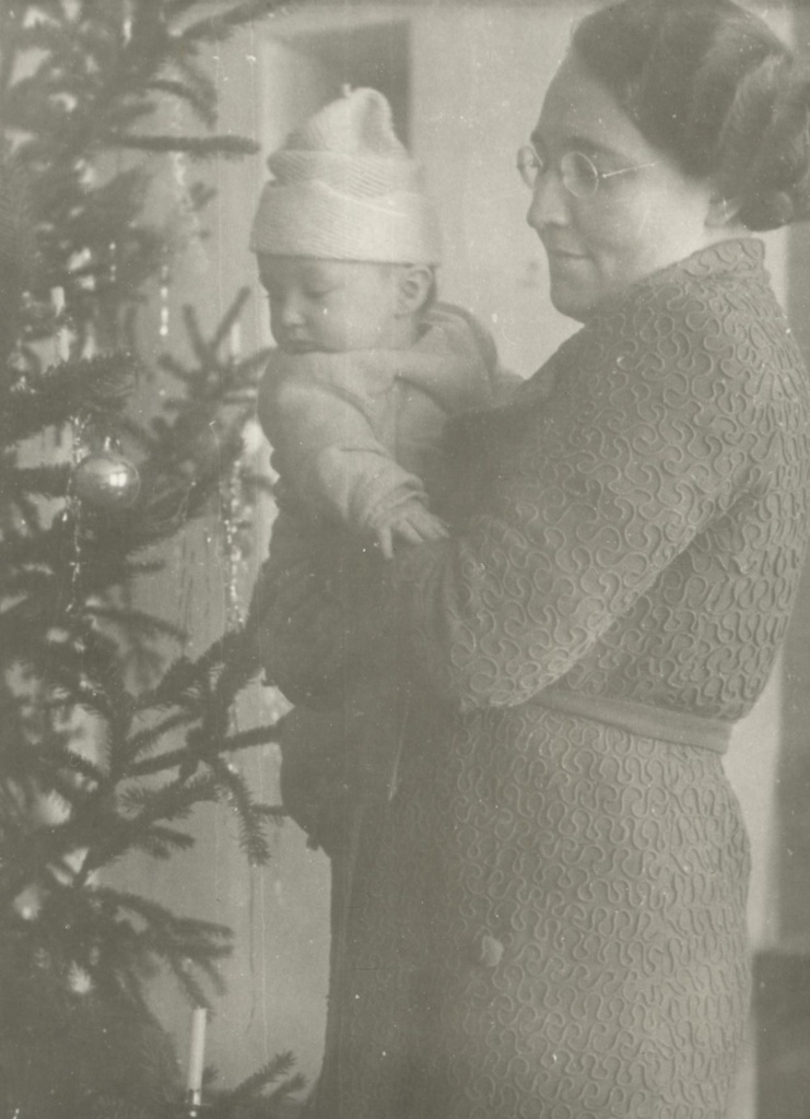 (?) Silvia Kitzberg's daughter