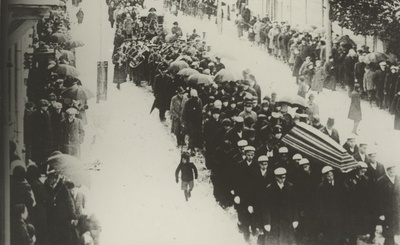 A. Kitzberg's funeral in Tartu on Narva Street  duplicate photo