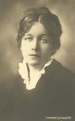 Marie Under  similar photo
