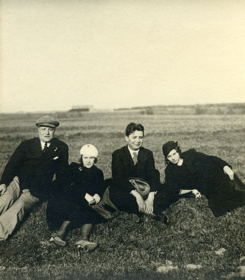 August Jakobson, Mihkel Jürna and e. Jürna.
