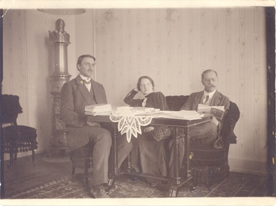 Vilde, Ed, L. Jürmann and a. Arak (agronomy) in Copenhagen 1914  duplicate photo