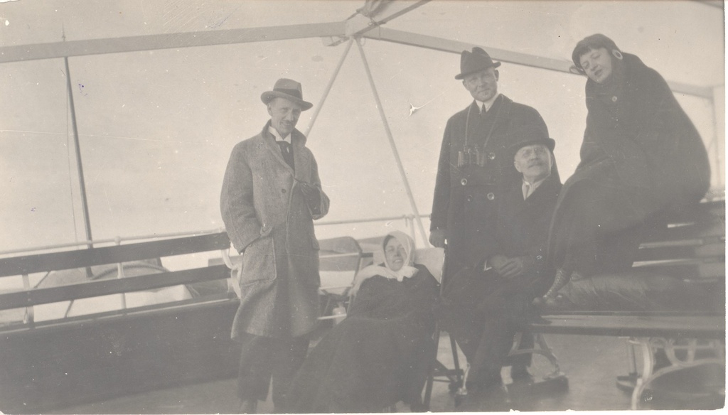 Vilde, Eduard (best the second) on the boat floor [in the mid-1920s]
