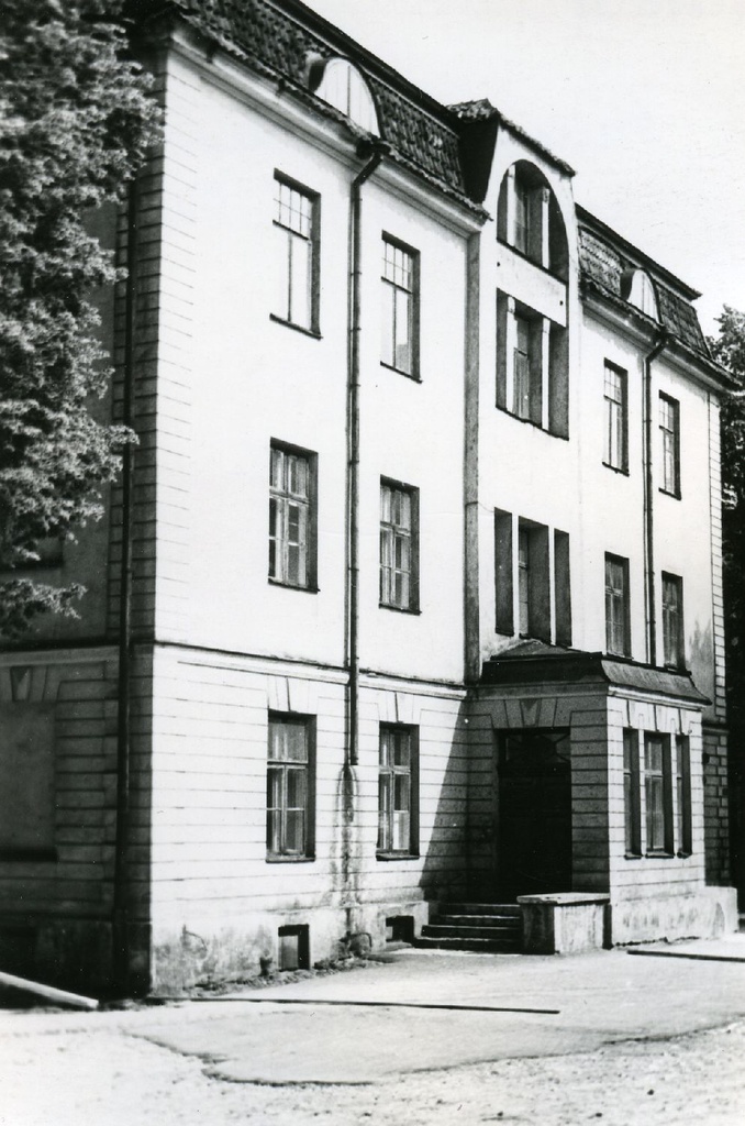 Tallinn College, where K. Ristikivi studied