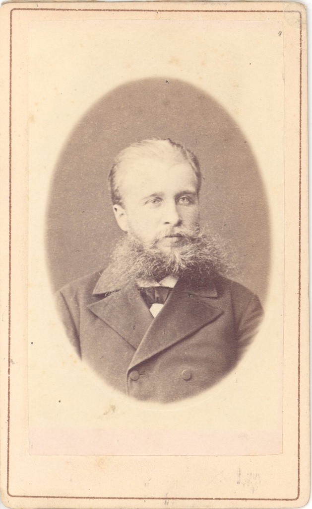 Eisen, M.J. Nooremas eas