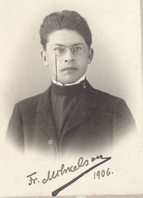 Friedebert Tuglas  duplicate photo