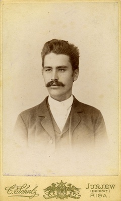 August Tooming  duplicate photo