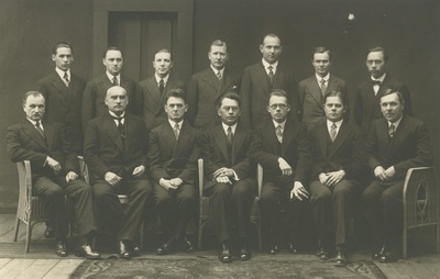 Estonian Writing. Management of the company  duplicate photo