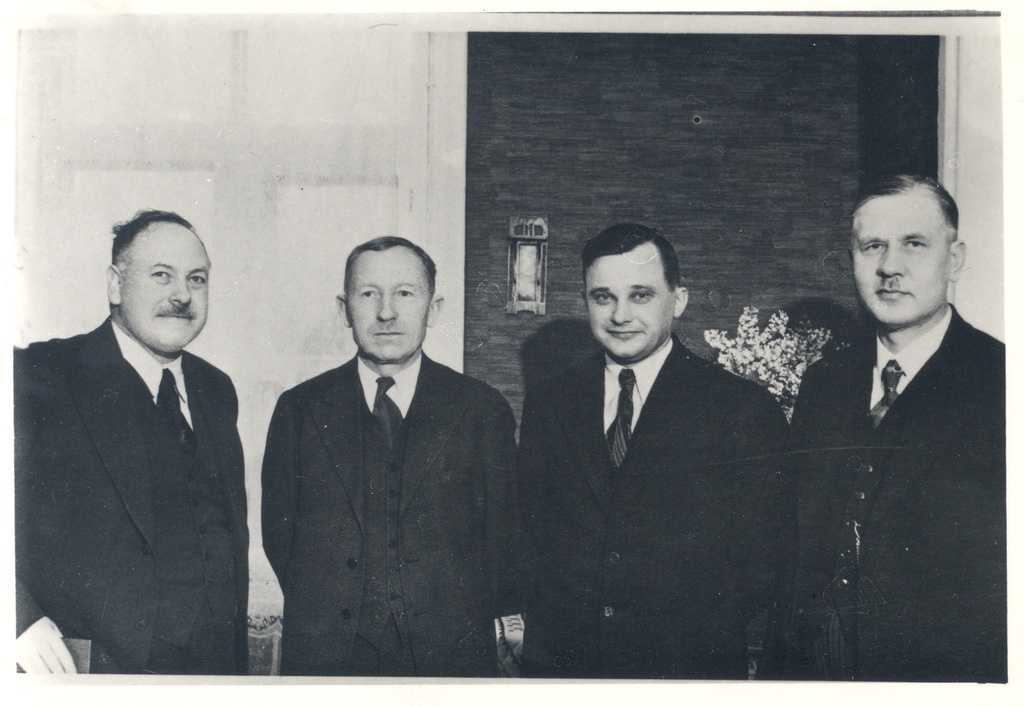 Bernhard Linde, a. h. Tammsaare, Juhan Parts and Karl Anton