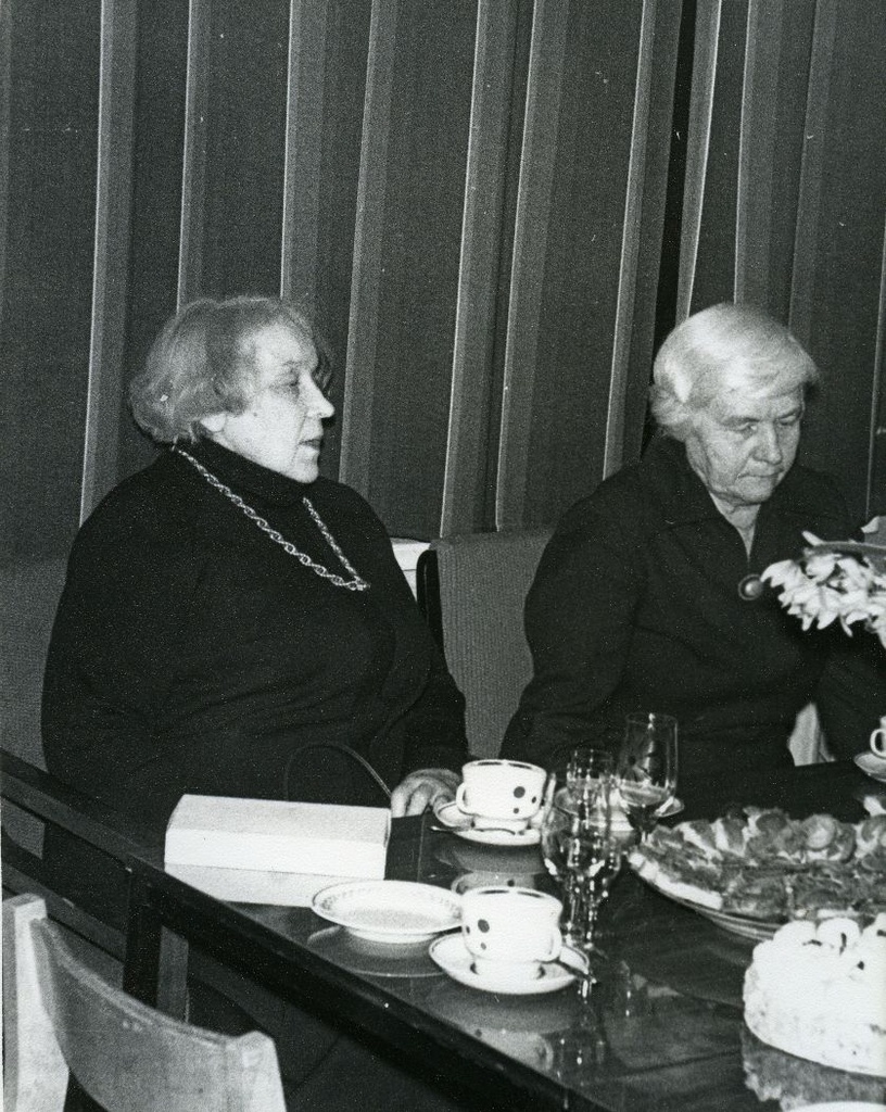 Betti Alver and Renate Tamm shops at the 75th anniversary evening at the Tartu Writers' House 27th November 1981