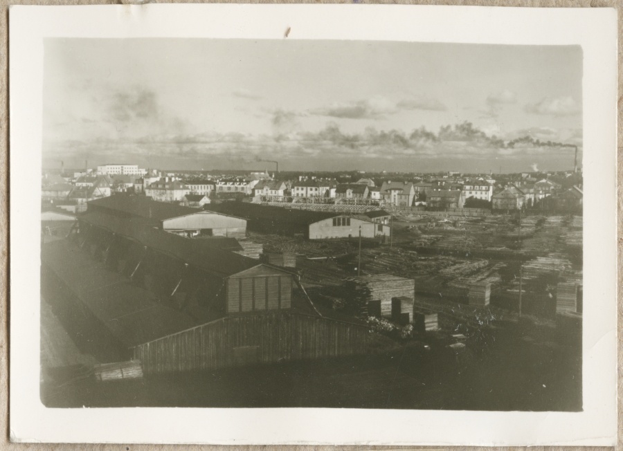 A. m. Luther factory harbour