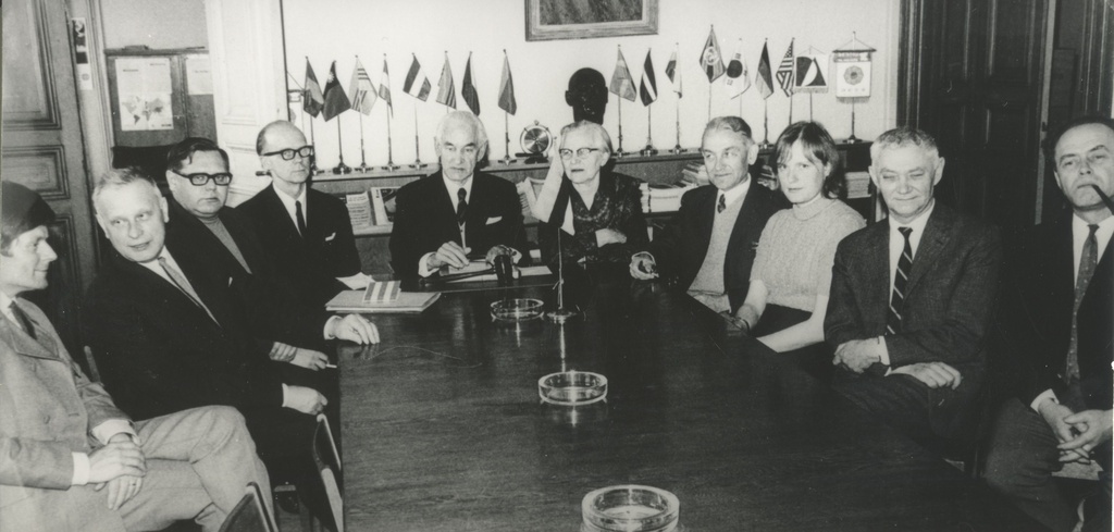 I. Jaks, V. Uibopuu, K. Lepik, a. Mägi, a. Mälk, h. Mäelo, b. Kangro, h. Nõu, K. Ristikivi, and R. Kolk at the EKK meeting approx. 1961