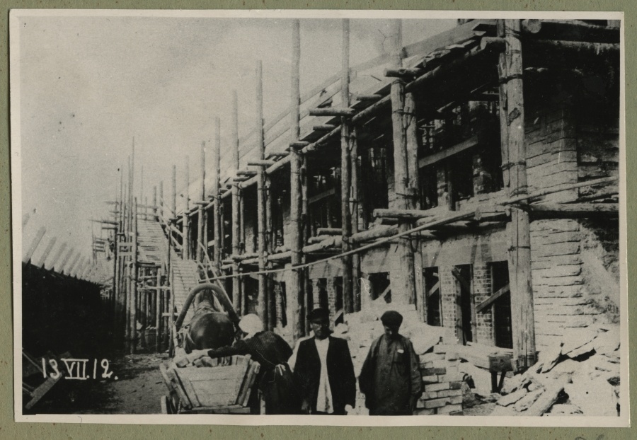 Construction of buildings of a. m. Luther factory in 1912