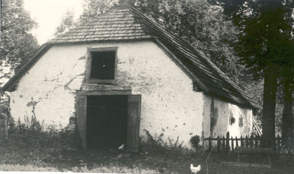 Building in Ohulepa Manor