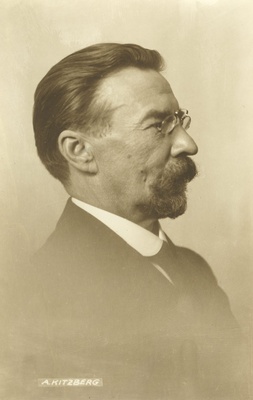 August Kitzberg  similar photo
