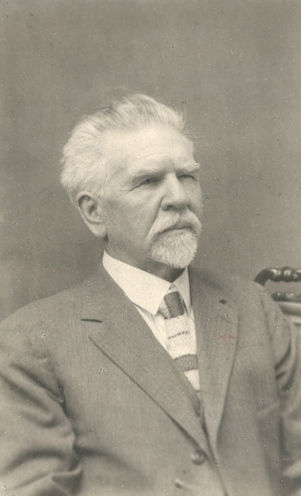 Hall, Andres, writer