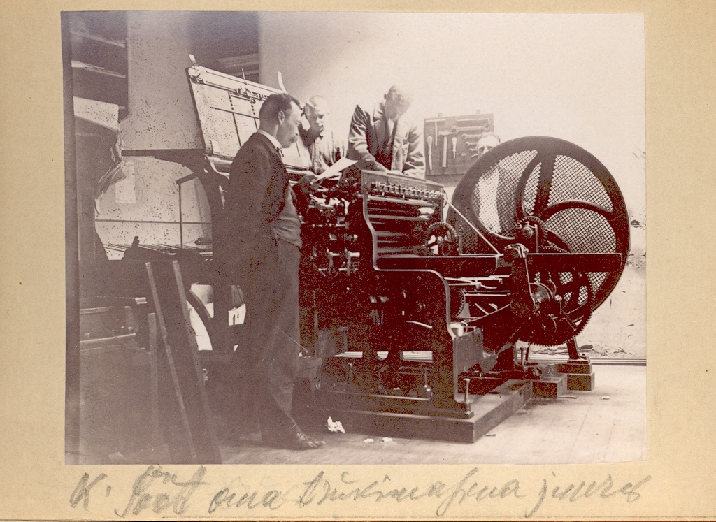 Feed, K. e. at its printing machine