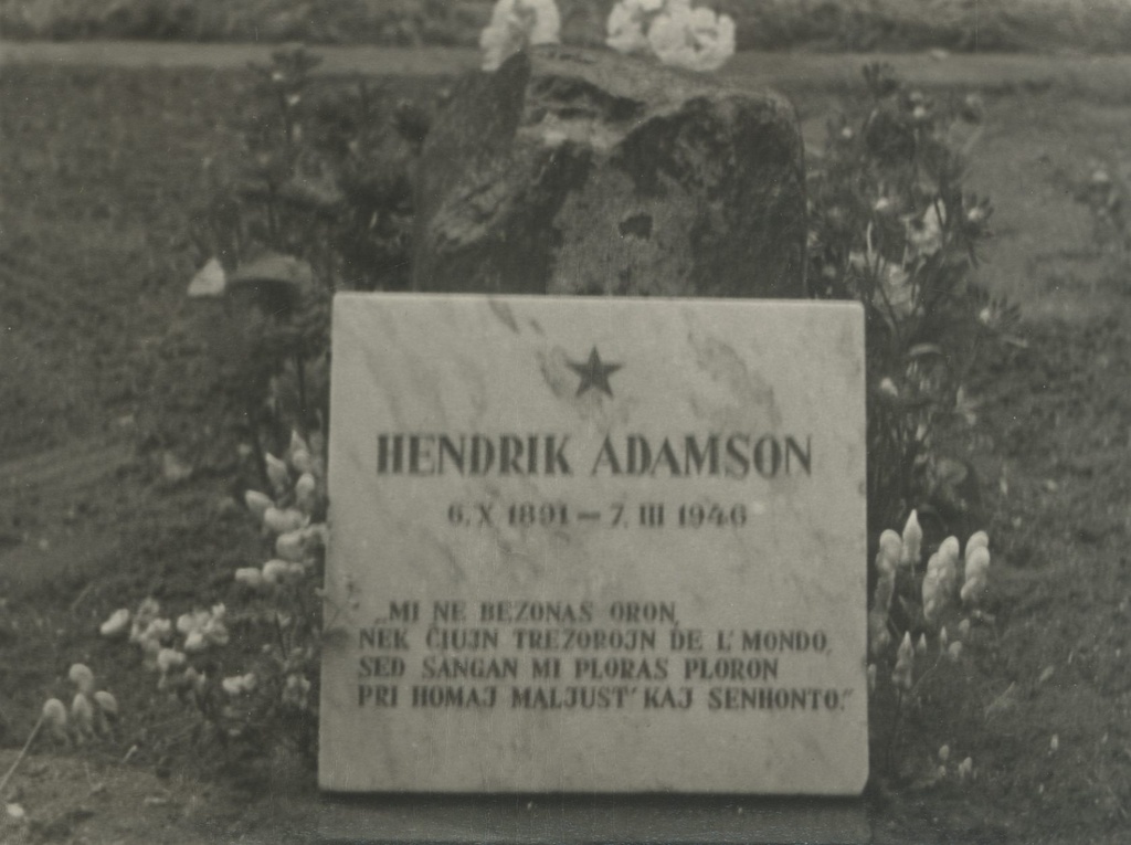 Hendrik Adamson's grave at Helme's cemetery (after repair)