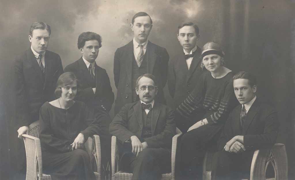 The Board of the Academy Library Association between the 1925-30th