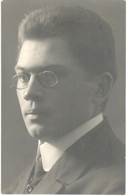FR. Tuglas  duplicate photo