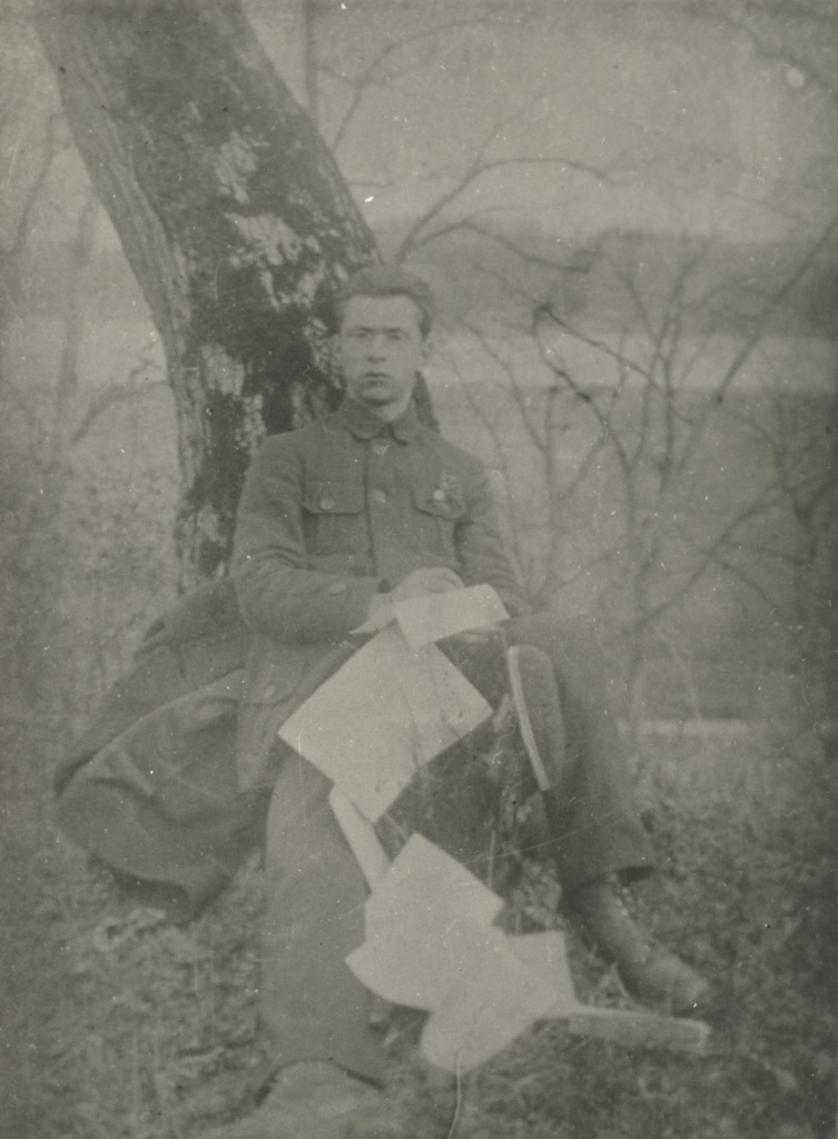 Mart Raud early 1920s in Viljandi