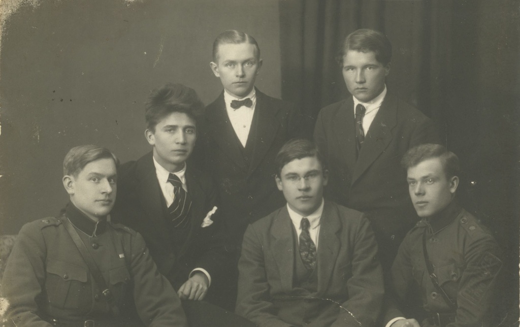 Group of young writers in Tartu at the beginning of 1920s on the literary evening 12. II 1922