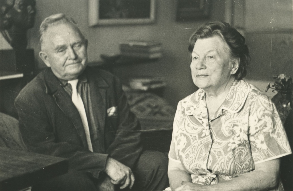 Erni and Aimi Mouse in 1974