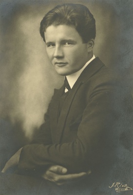 Juhan Jaik 26. XI 1924 a  duplicate photo