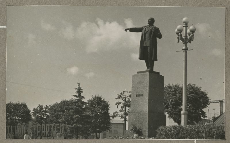 Narva - fighting city, working city