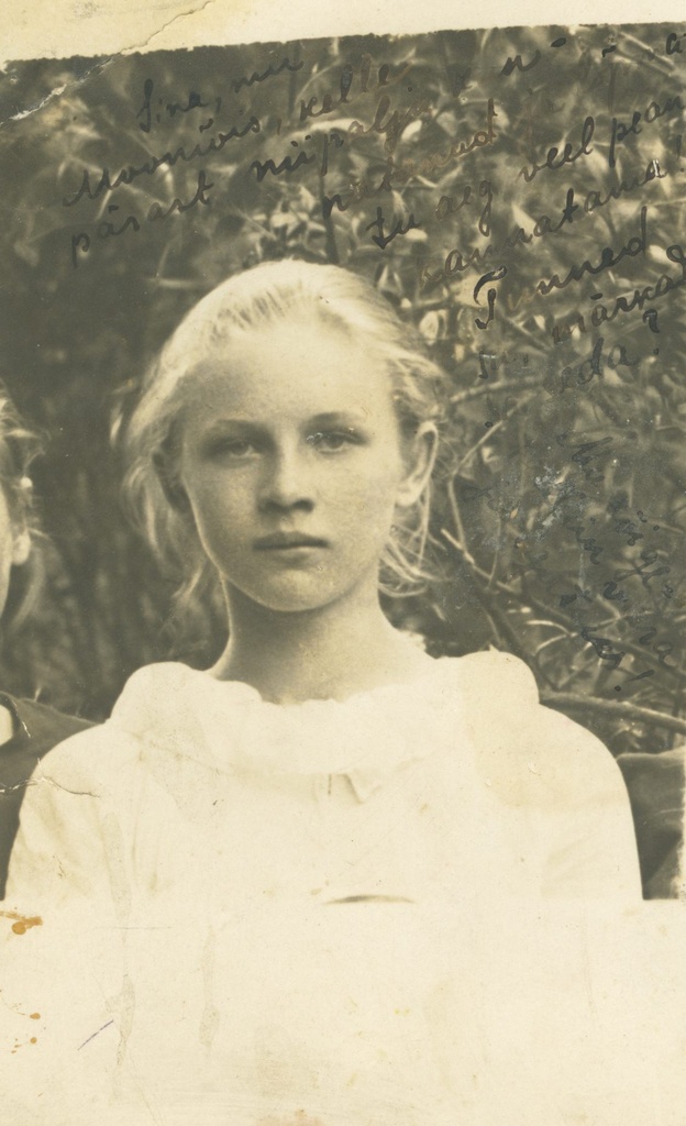 H. Adamson's favourite student Alide Amandus (Mooniõis) 1924.