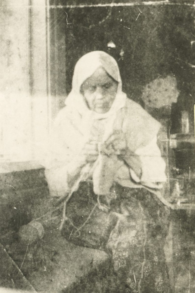 Karl Asti's mother