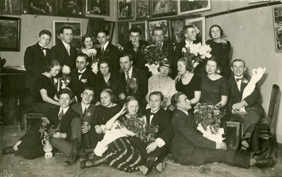 The cabin evening of the academic literature association. 1924  duplicate photo