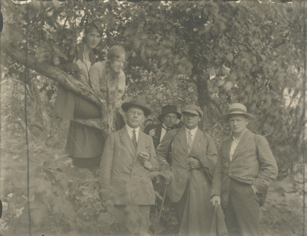 Elo Tuglas, Selma Oinas, Friedebert Tuglas, Karl Rumor-Ast, Aleksander Tassa, Aleksander Oinas 1921.