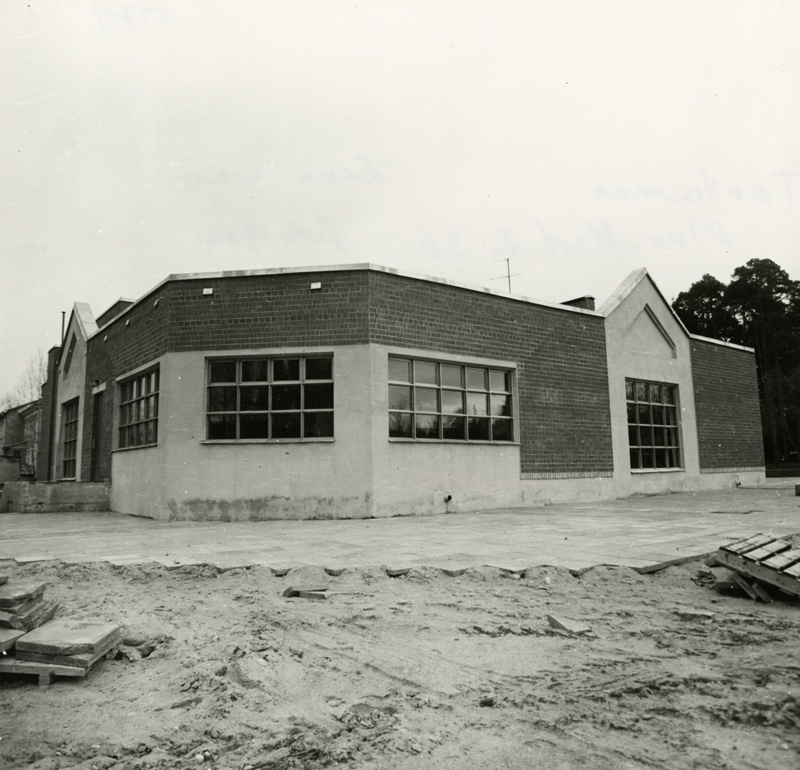 Elva cinema, view. Architect Maie Penjam
