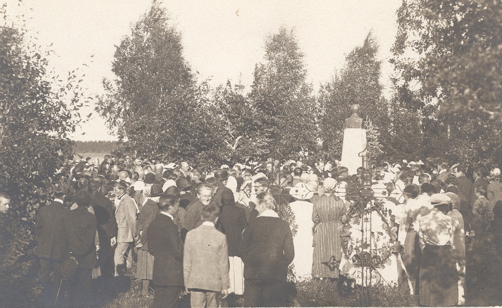 V-Maarja khk. 50th anniversary celebration, "opening" of the new foundation of the J. Tamme monument